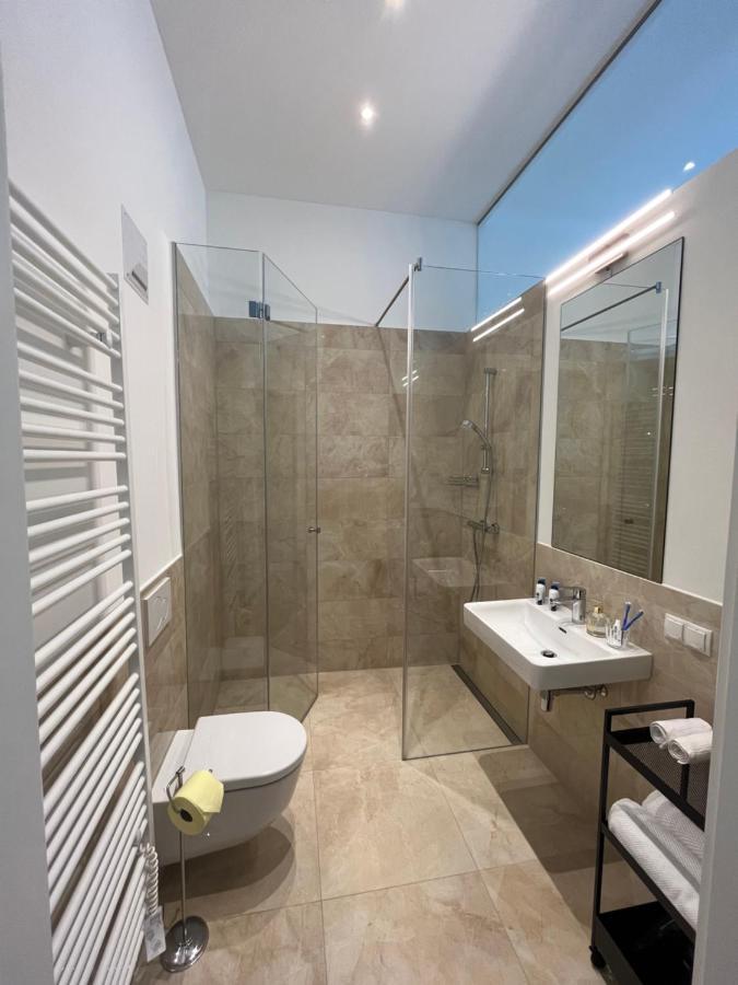Zentrale Wohlfuehloase Apartment เวียนนา ภายนอก รูปภาพ