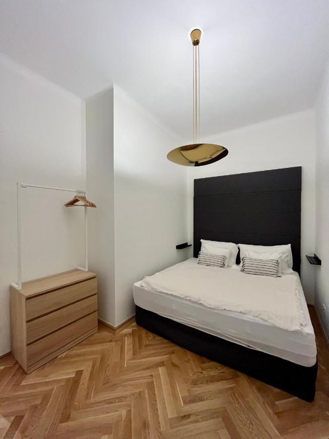Zentrale Wohlfuehloase Apartment เวียนนา ภายนอก รูปภาพ
